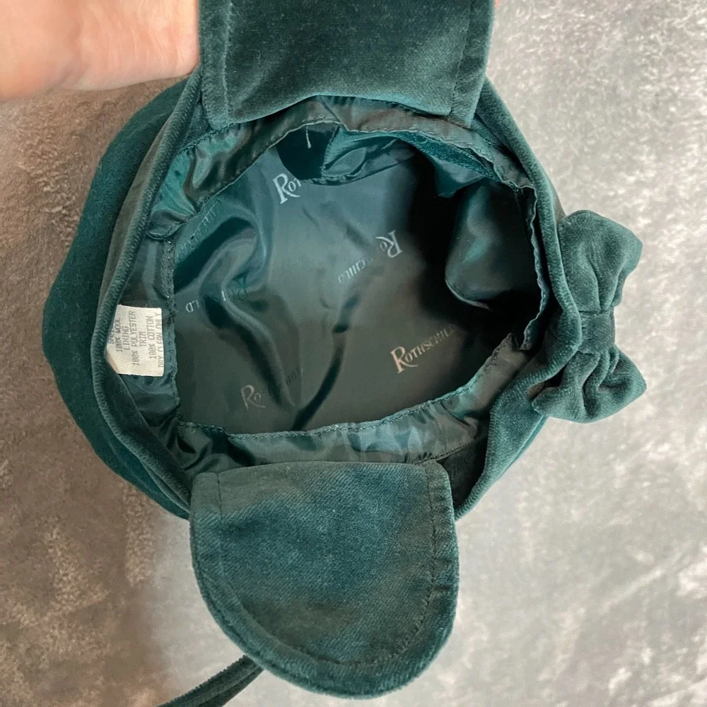 Vintage 60s Rothschild Girls Winter Hat Wool Velvet Bonnet Cloche Green Bow